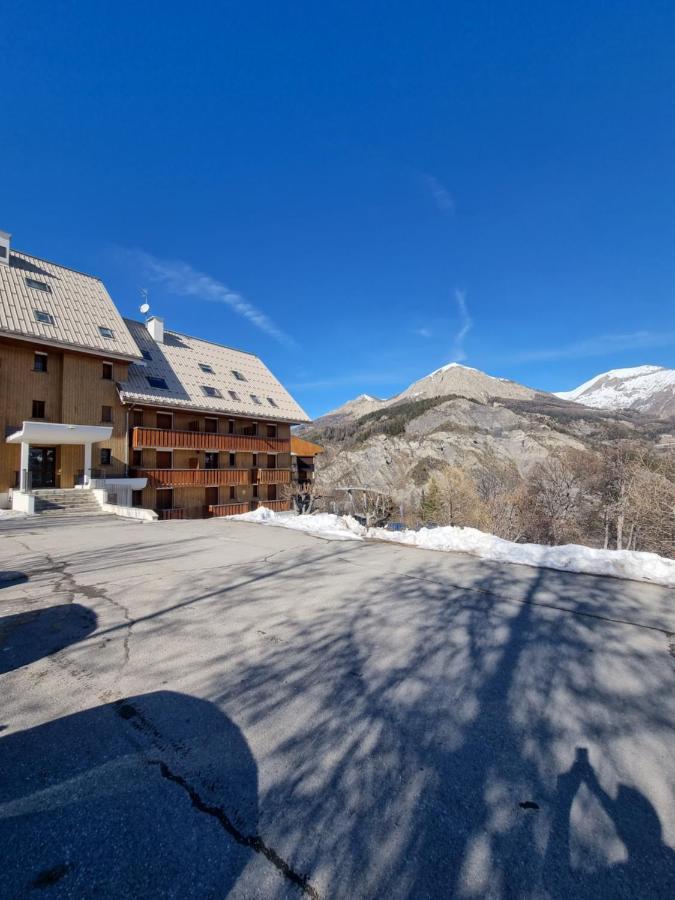 Studio Au Pied Des Pistes Allos Exterior foto